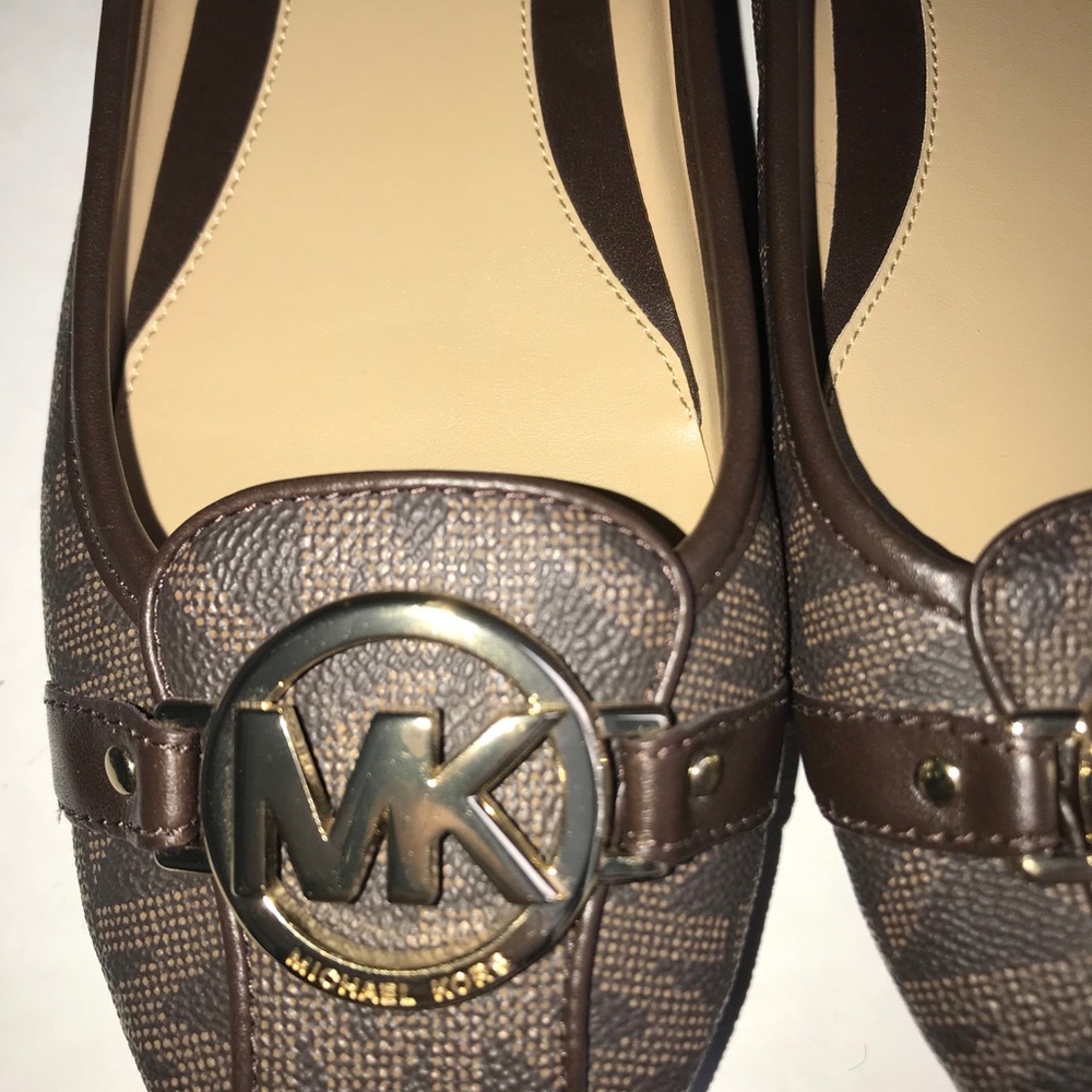 Michael kors shoes - Picture 6 of 8